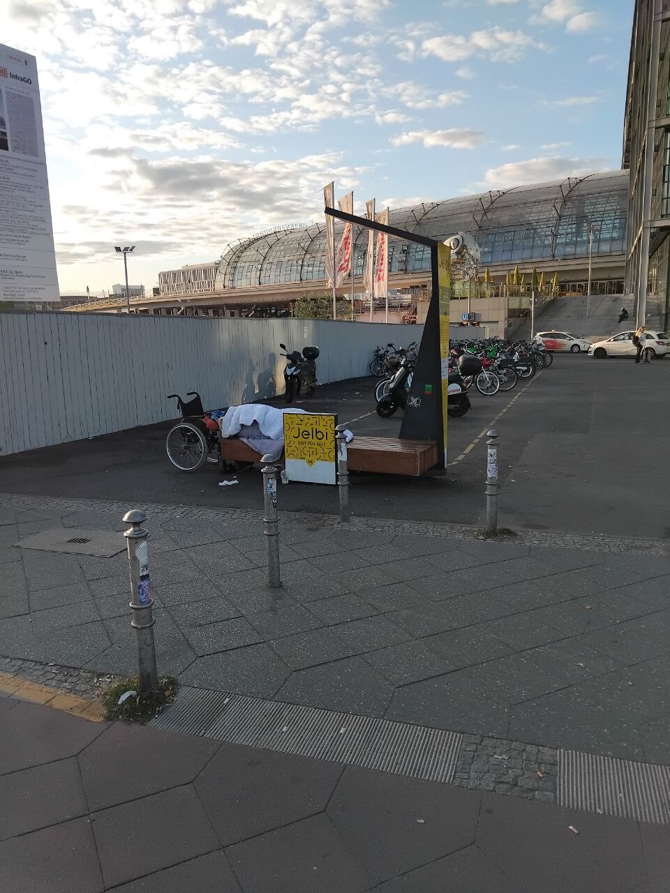 https://radika1.link/2025/08/22/313af9be5551328d0b.jpg