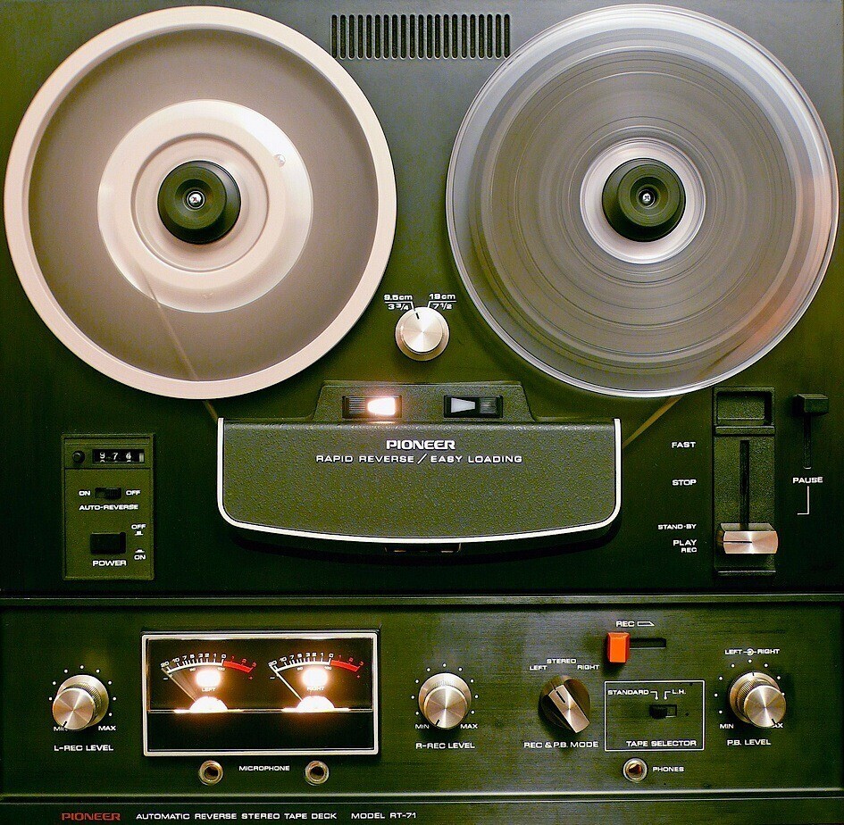 https://radika1.link/2025/08/26/radio12c8fbdc5475b0e79e.jpg