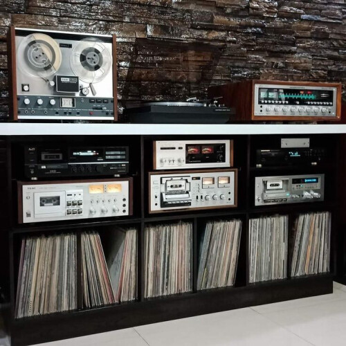 radio70b0adc6fa6dbba89.jpg