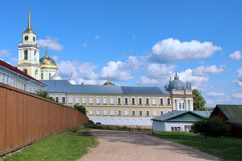 Нилова пустынь на Селигере