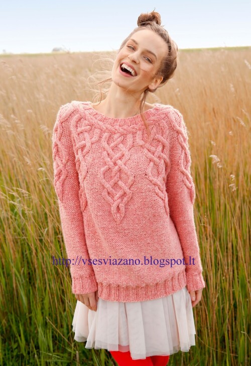 PULOVER-S-KRUGLOI-KOKETKOI-S-ARANAMI.09609c5f0fbcc881f.jpg
