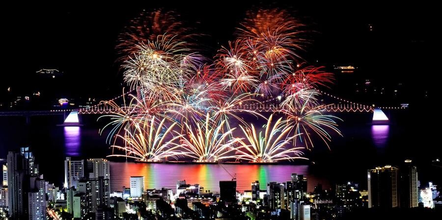 Фестиваль фейерверков в Пусане (Busan Fireworks Festival) Фестиваль фейерверков в Пусане (Busan Fireworks Festival)