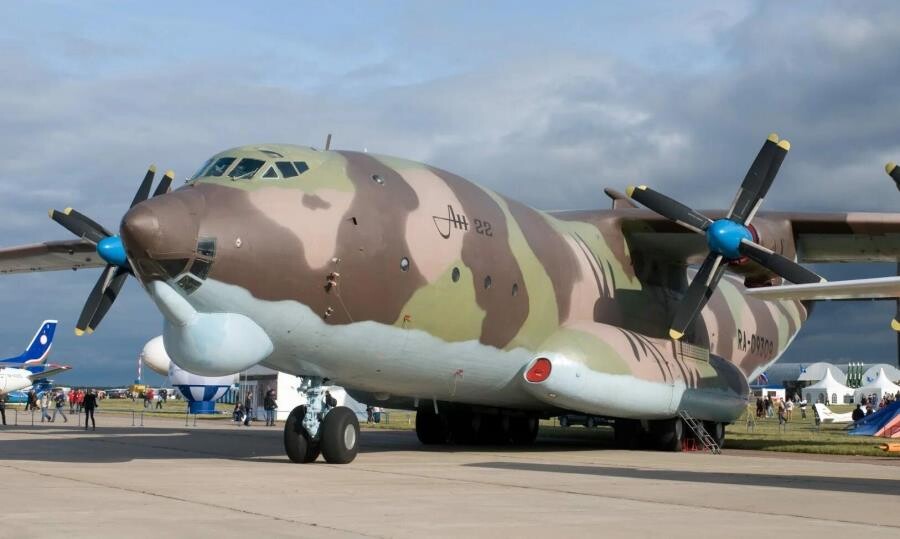 Удивительные тайны АН-22 Антей - от рекордов до уникальных технологий Удивительные тайны АН-22 Антей - от рекордов до уникальных технологий