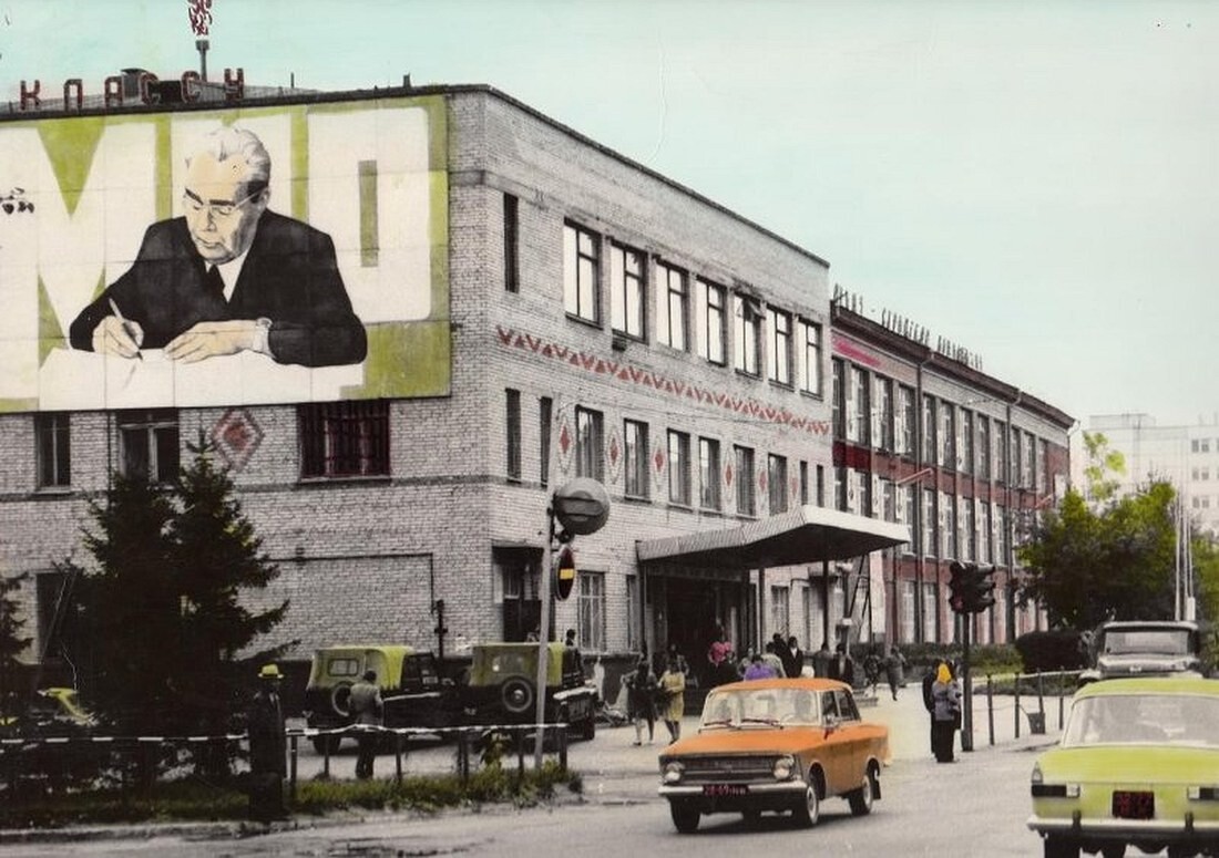 https://radika1.link/2026/10/13/2520820-BERDSKII-RADIOZAVOD0c135e340d314730.jpg